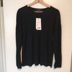 NEW Chloe + Jasmine‎ Black Top